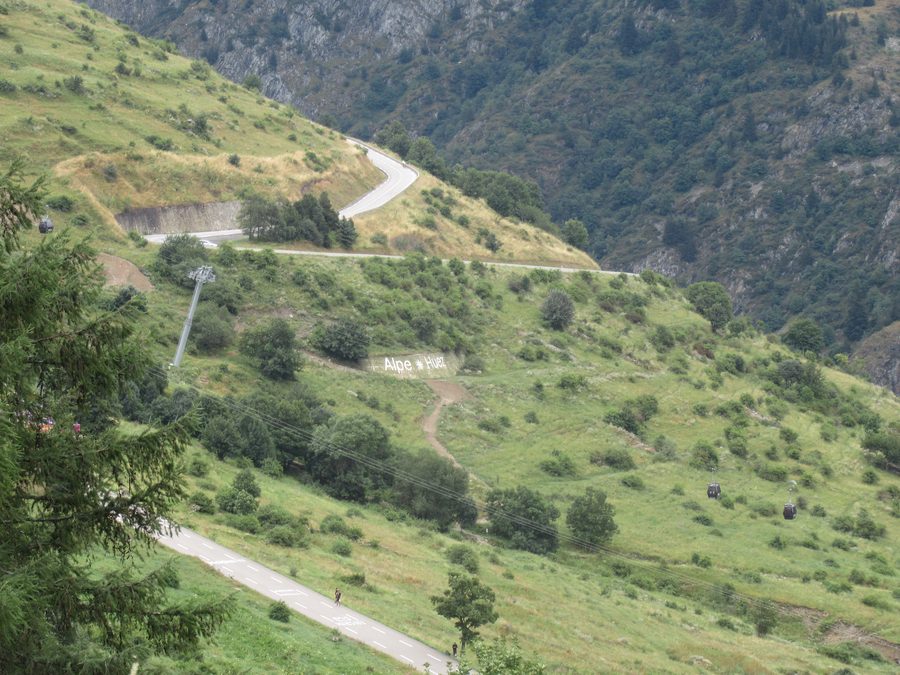 Les lacets de la montée de l'Alpe d'Huez